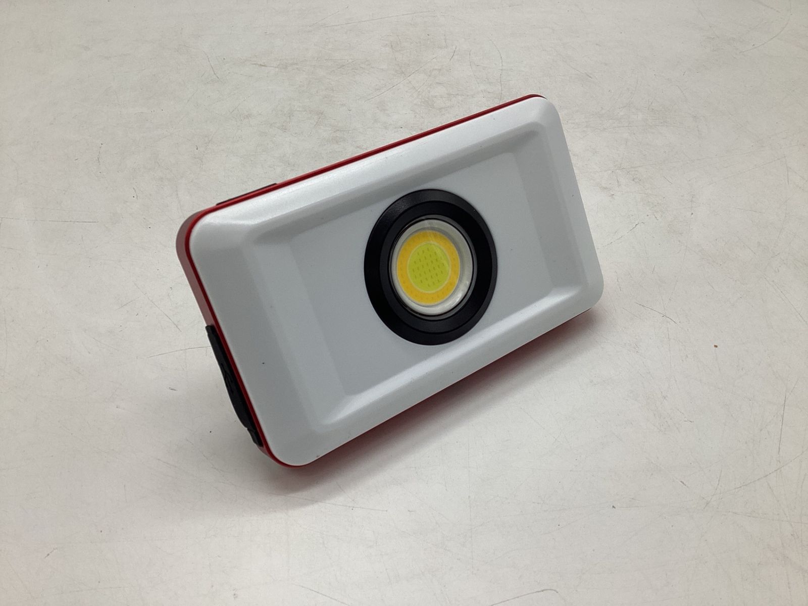 GENTOS ジェントス 投光器 LEDワークライト ガンツ GZ-316 ITY59X6PVTMI エコツール豊田インター店 M02