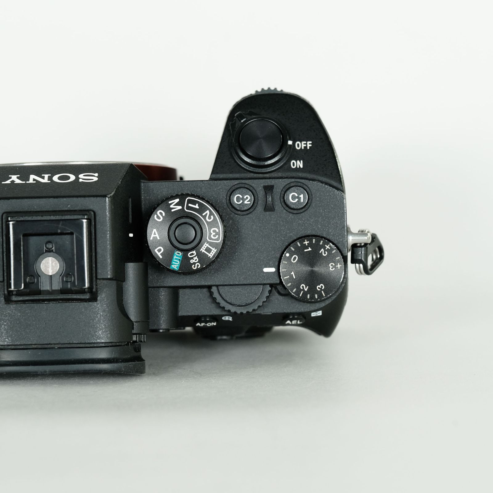 【美品】SONYα7R II 本体 シャッター枚数少 α7 II ボディ ILCE-7M2 シャッター回数17000回以下 K2780-2E1