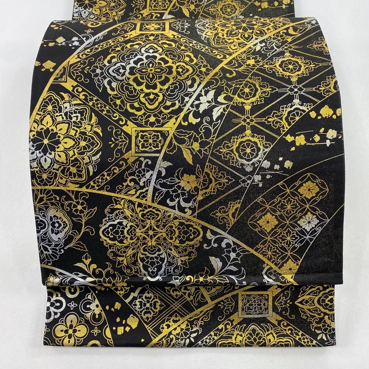 袋帯 秀品 華文 花唐草 金銀彩 金通し 黒 全通 正絹