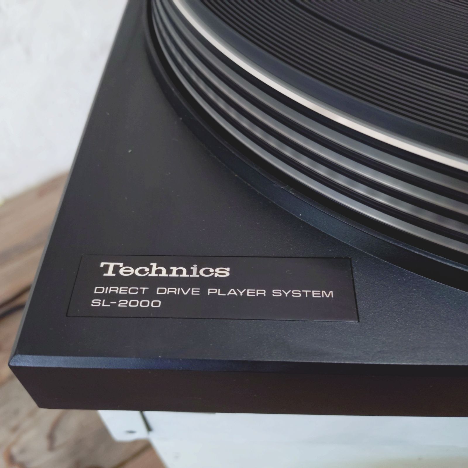 修理ベースに Technics