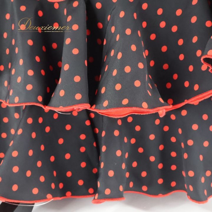 フリルデザイン ダンス衣装