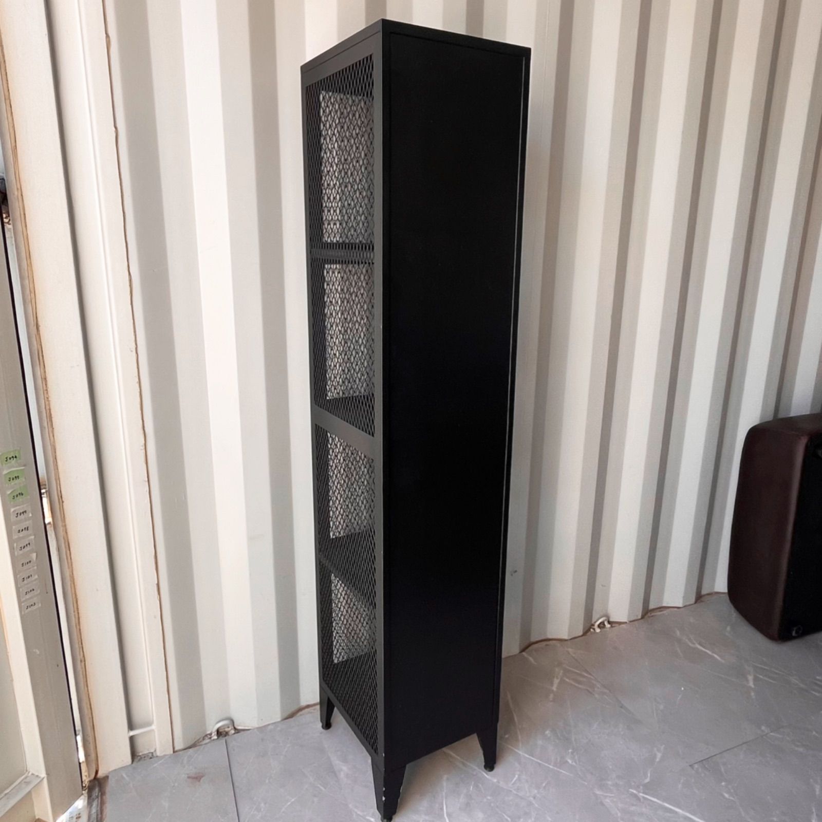 取付無料！ジャーナルスタンダードファニチャー ブラックスチール4段ロッカー 取付無料！ジャーナルスタンダードファニチャー ブラックスチール4段