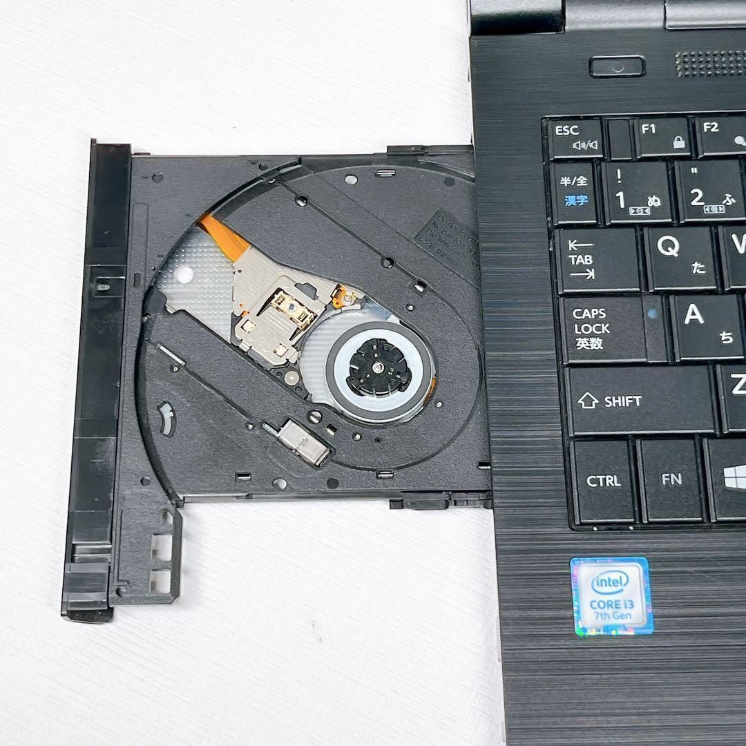 最新Windows11 薄型ノートパソコン