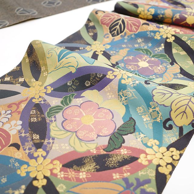 袋帯 京都 西陣 引箔和紙織 市松重ね文 灰色 正絹 美品 新古品 kp1955 西陣 - 袋帯 京都 西陣 引箔和紙織 市松重ね文 灰色 正絹 美品