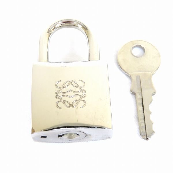 ae ロエベ LOEWE カデナ シルバー 銀 南京錠 パドロック 鍵 キー