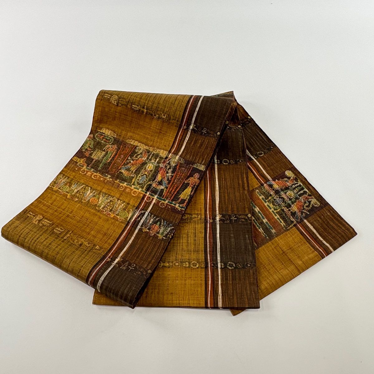 ［美品]渡文 袋帯 名品 落款　織寶鎧袖文 箔 金通し お太鼓柄 正絹 美品]渡文 袋帯 名品 落款 織寶鎧袖文 箔 金通し お太鼓