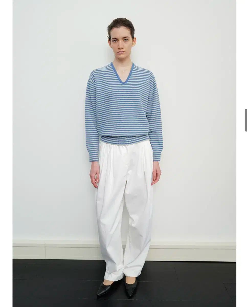 MOONDAL ムンダル Cotton Volume Tuck Pant アイボリー S コットンパンツ DECORATOM_COM_BR