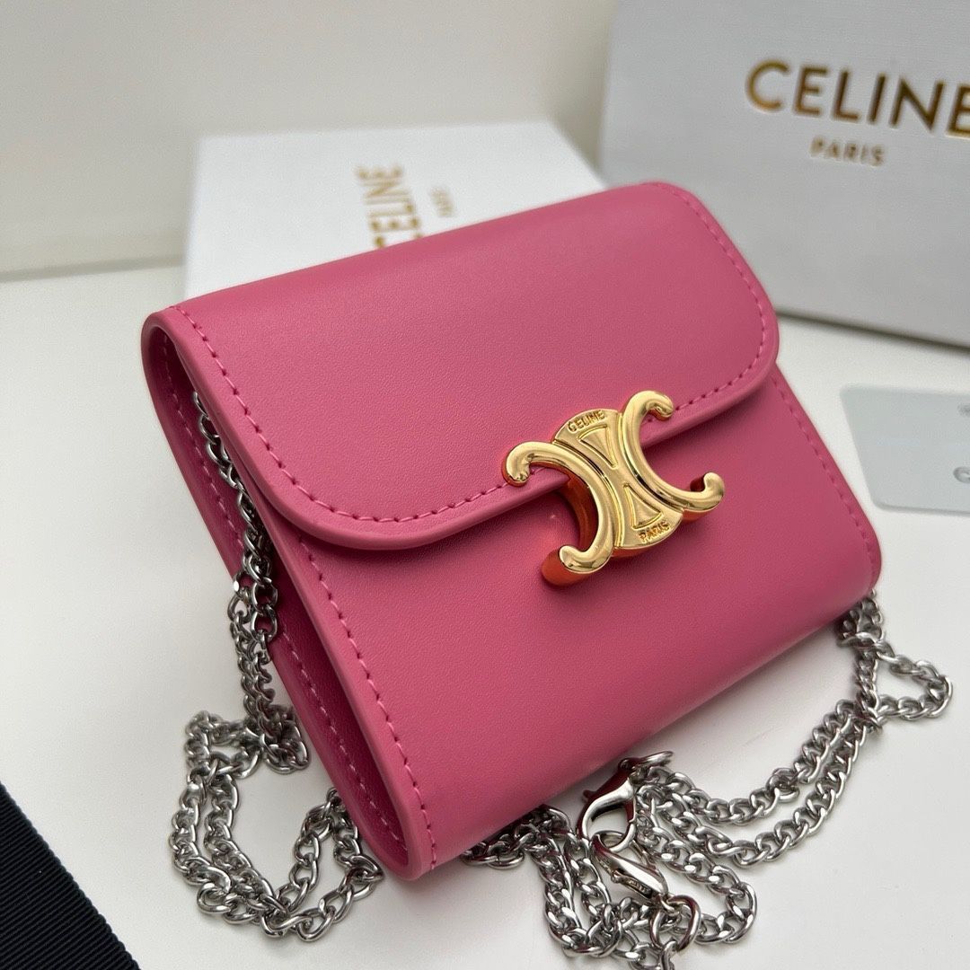 ◆すぐ届く◆【CELINE】トリオンフ チェーンウォレット チェーンウォレット CELINE Triomphe(セリーヌ トリオンフ