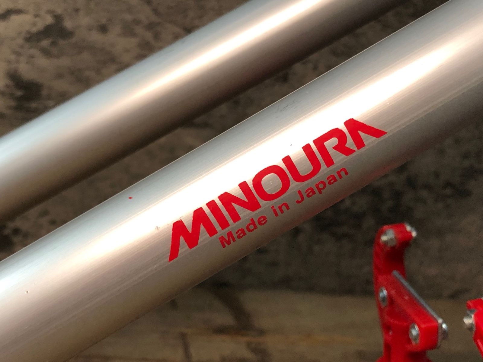 ミノウラ MINOURA
