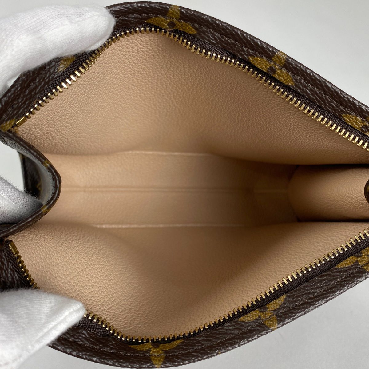 LOUIS VUITTON ポッシュトワレット バケットPM ポーチ 小物入れ 楽天市場】【バッグ】LOUIS VUITTON ルイ ヴィトン モノグラム