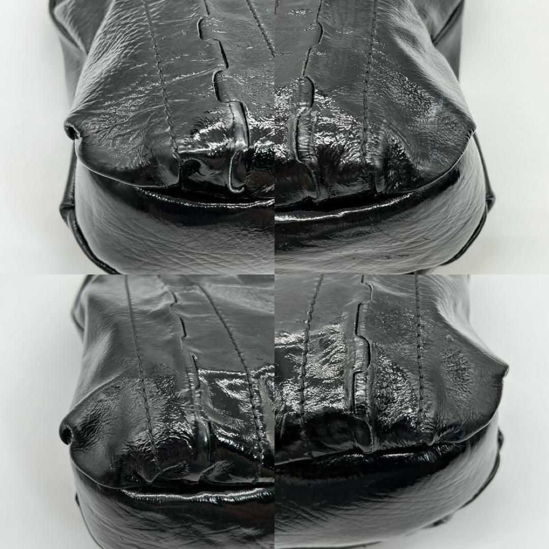 美品】SalvatoreFerragamo トートバッグ エナメル 黒色 肩掛け トート