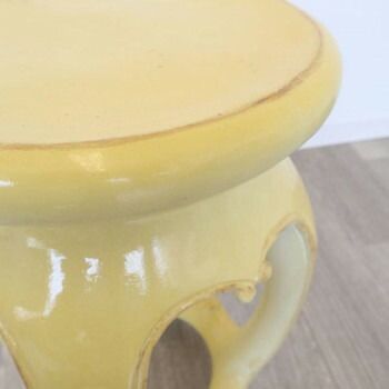 シックなモダンテイスト スツール