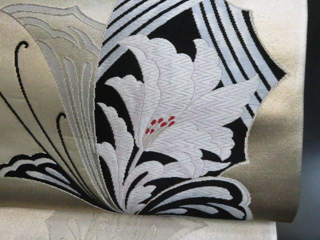 a2504-86 袋帯 美品 正絹 着物 蝶々模様 - メルカリ