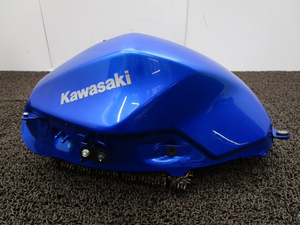 Z250 ガソリンタンク □A6839 ER250C カワサキ EX250LE 動画有 FI インジェクション