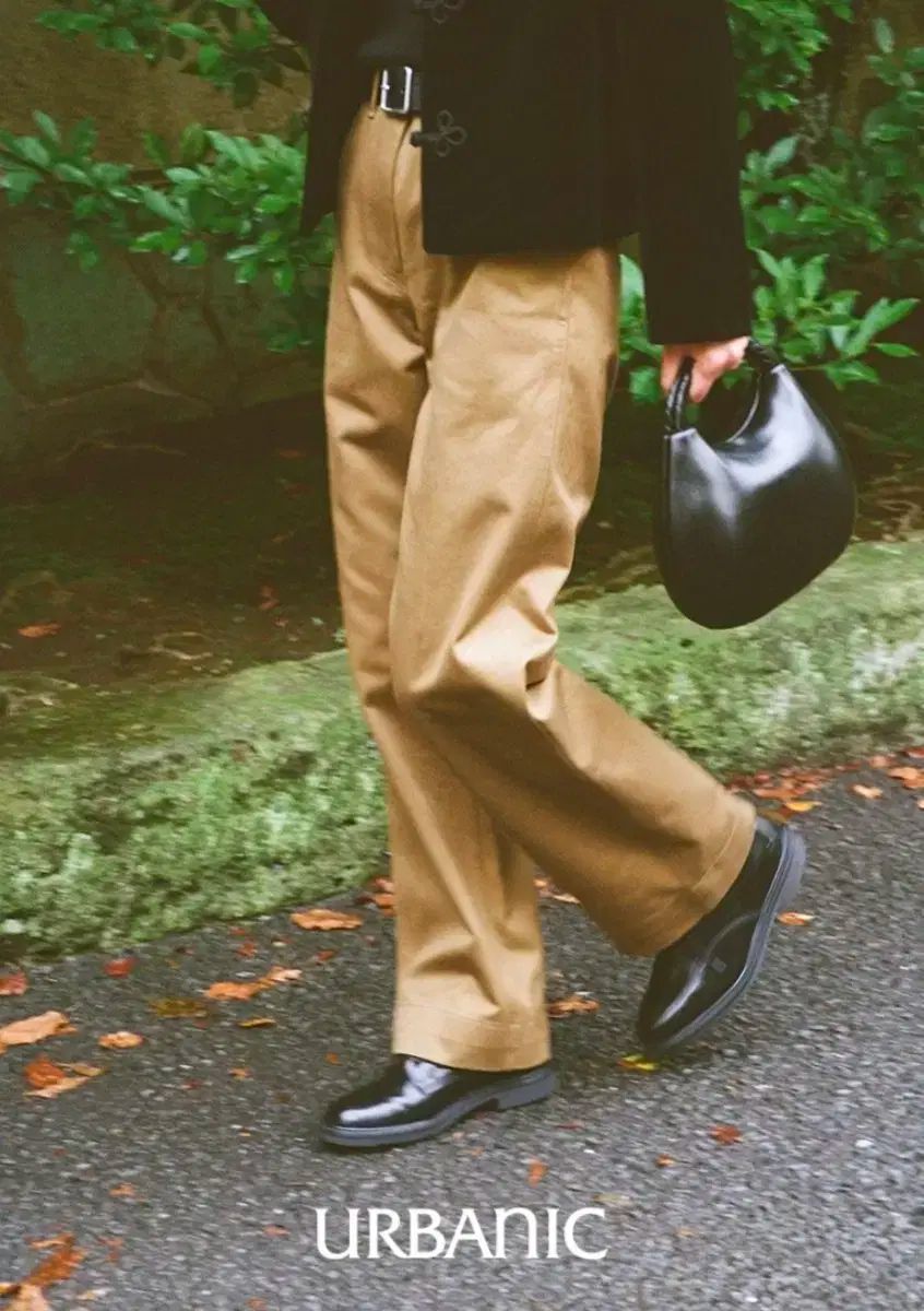 Urbanic 30 ワークショップ チノ パンツ 新品 - メルカリ
