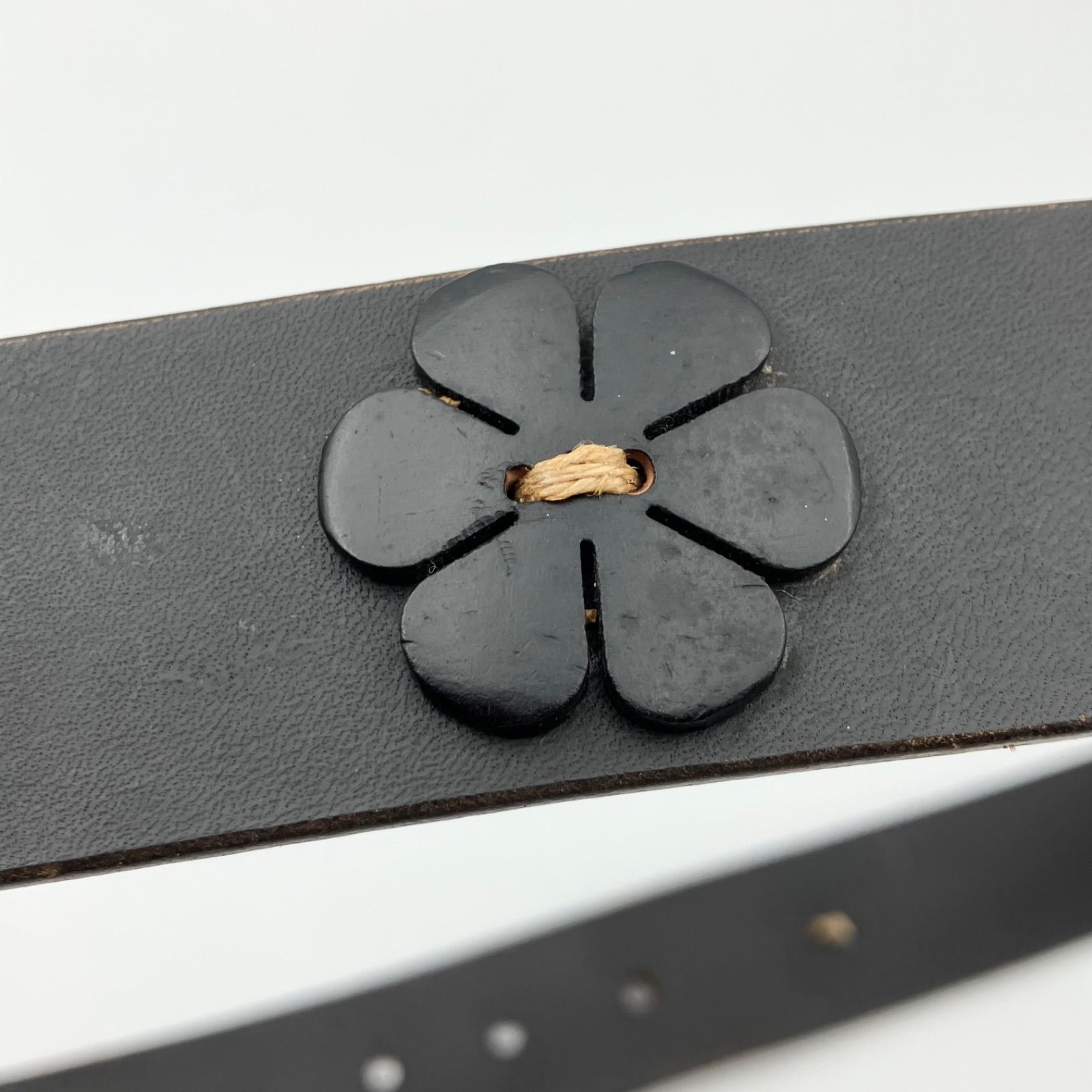 エンリーベグリン レザーベルト HENRY BEGUELIN エンリーベグリン フラワー レザー ベルト 75