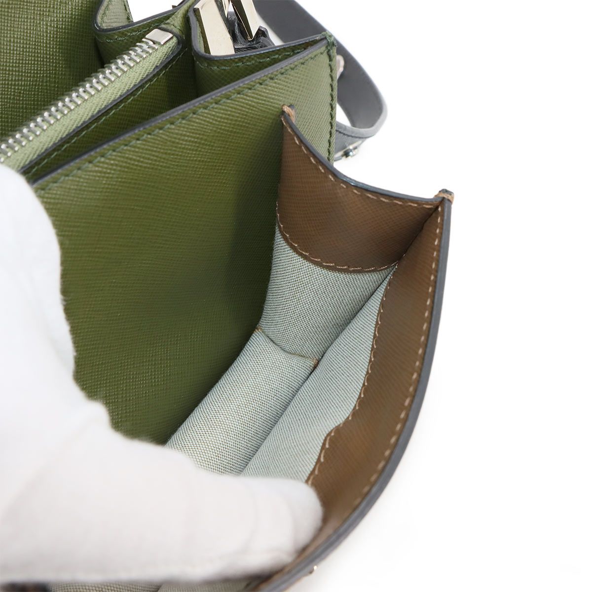 グリーン ブラウン