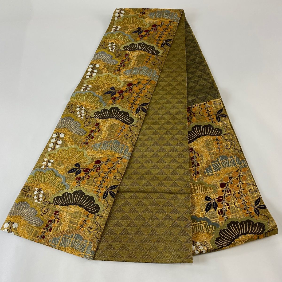 丸帯 未使用 正絹 六通 誉田屋源兵衛 七宝模様 箔糸 A1067-15 袋帯 美品 逸品 誉田屋源兵衛 落款 格子藤に松 金糸 箔 金色 六