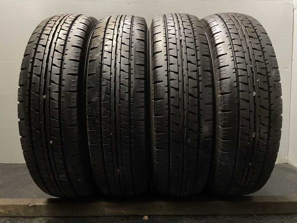 DUNLOP ENASAVE VAN01 195/80R15 107/105L LT 15インチ 夏タイヤ 4本