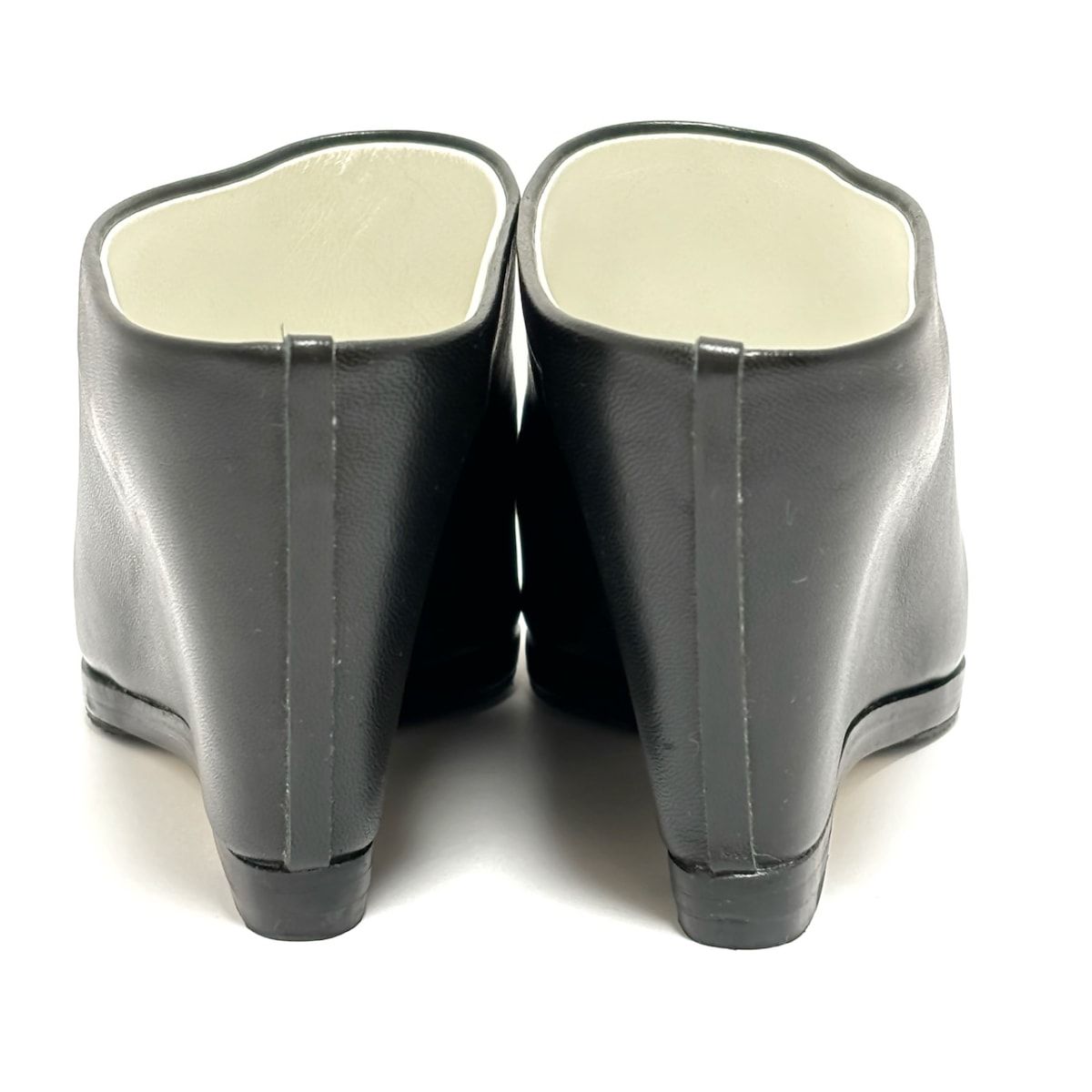 専用 TOSHINOSUKE TAKEGAHARA ブラックミュール TOSHINOSUKE TAKEGAHARA ブラックミュール