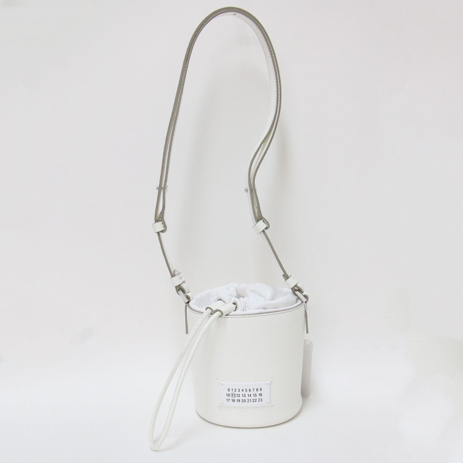新品 Maison Margiela メゾン マルジェラ 5AC マイクロ バケット 