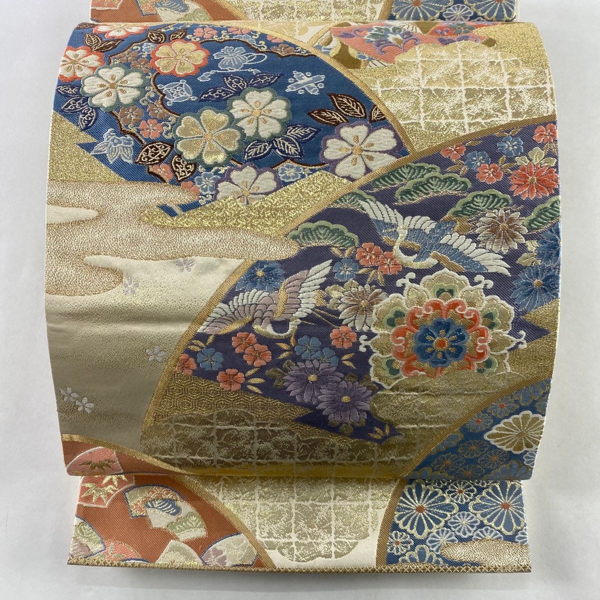 国内発送】 袋帯 美品 【中古】 正絹 六通 ベージュ 箔 唐織 菱 華文