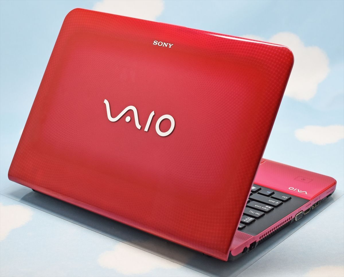 SONY 大人気の赤 VAIO♪ 新品256GB SSD、Core i3、Bluetooth、カメラ