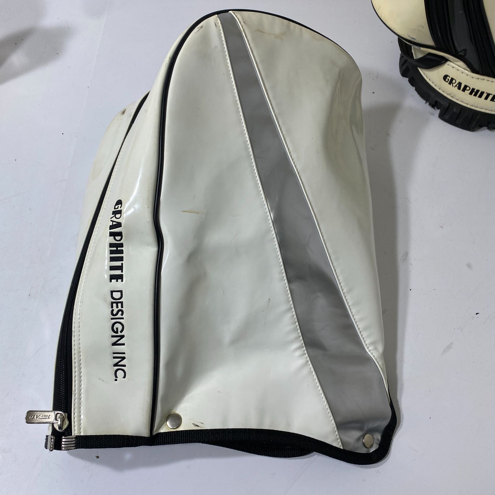希少 Tour-AD キャディーバッグ GRAPHITE DESIGN INC. 9.6インチ