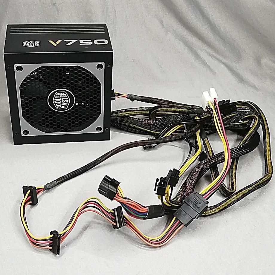 付属品完備　動作確認済みdarkFlash DLH21 と電源ユニット　750W 付属品完備 動作確認済みdarkFlash DLH21 と電源ユニット 750W - メルカリ