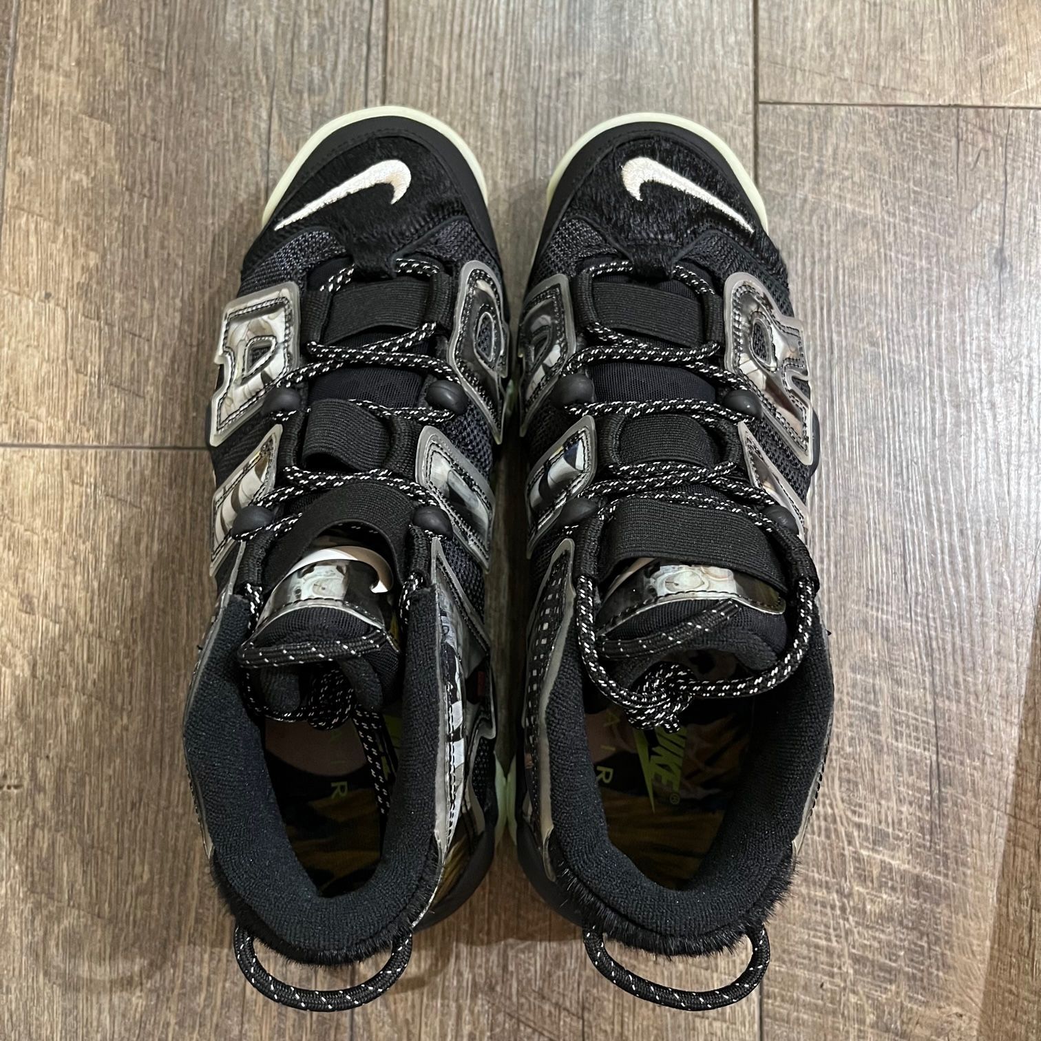 新品 NIKE AIR MORE UPTEMPO 