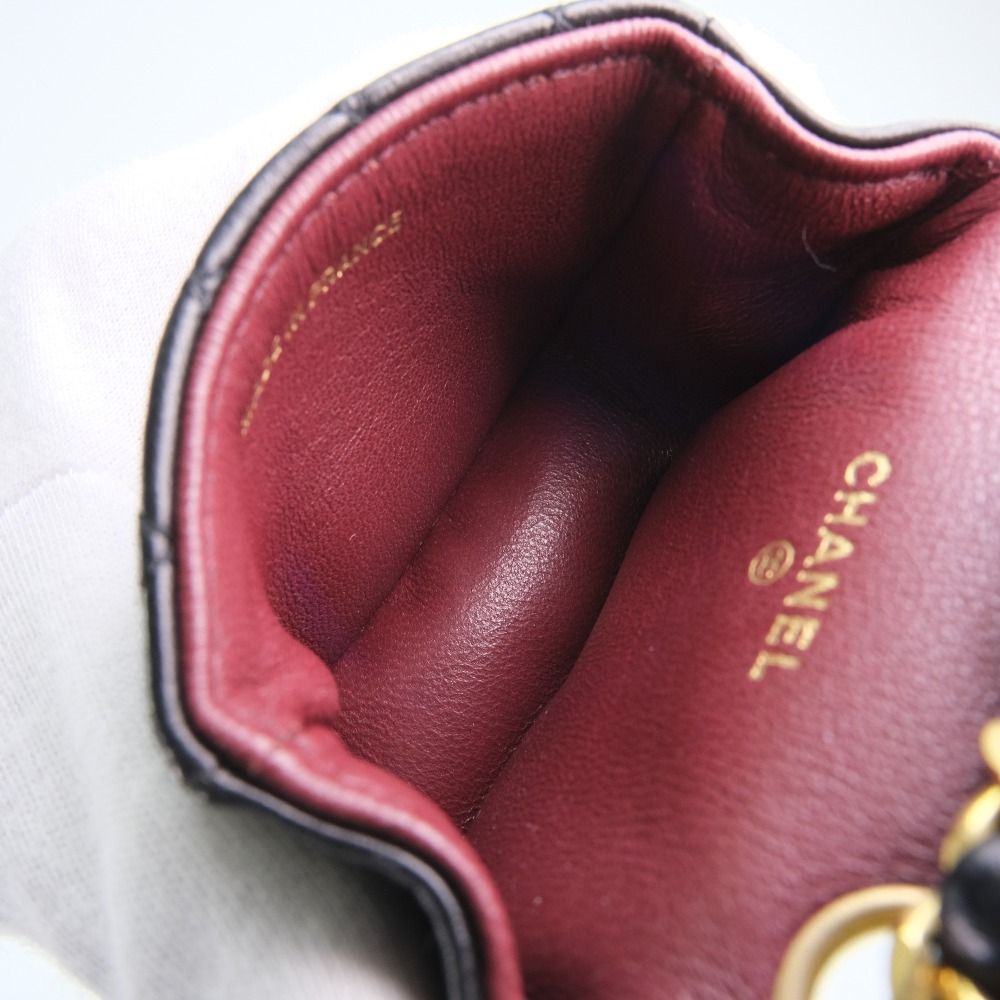 CHANEL シャネル