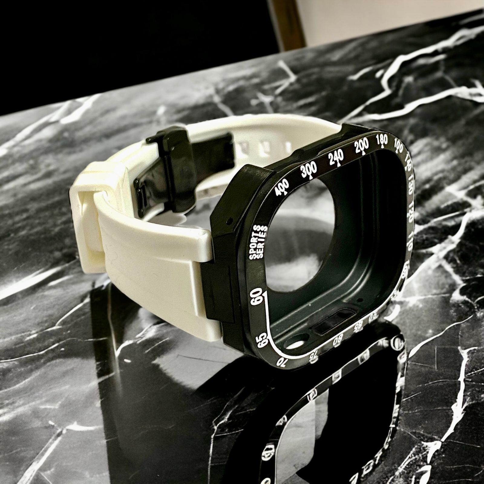 ブラックホワイト☆アップルウォッチ ウルトラ 49mm メタル カバー 