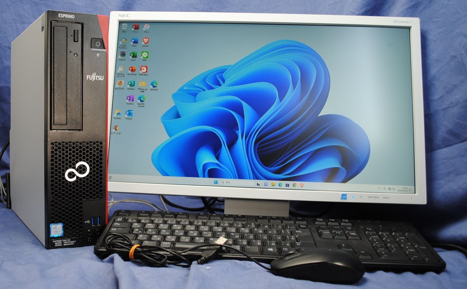 即使用できる!22㌅ワイドモニターセット/富士通 ESPRIMO i3-7100/M 