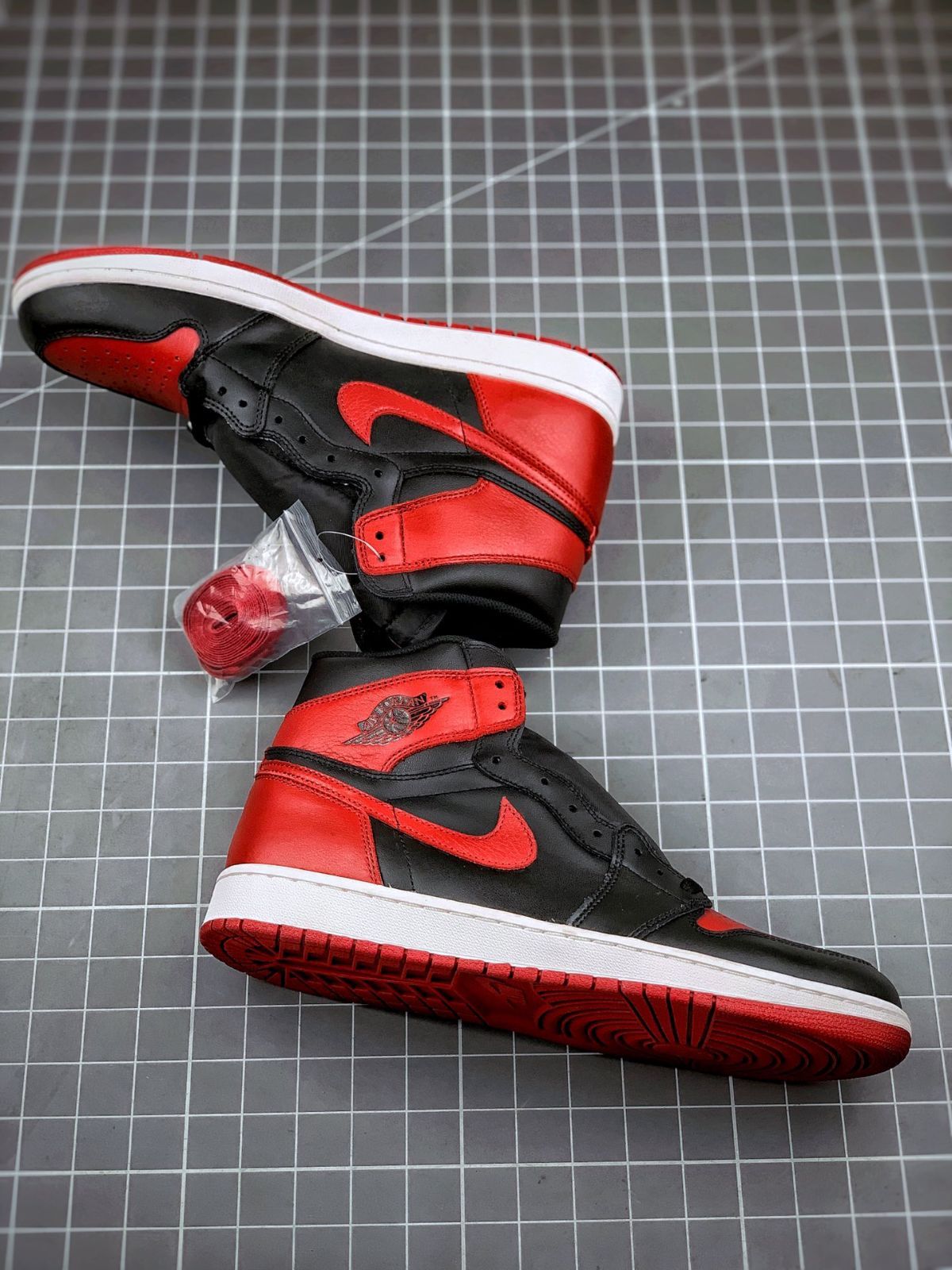 Nike Air Jordan 1 High OG BANNED