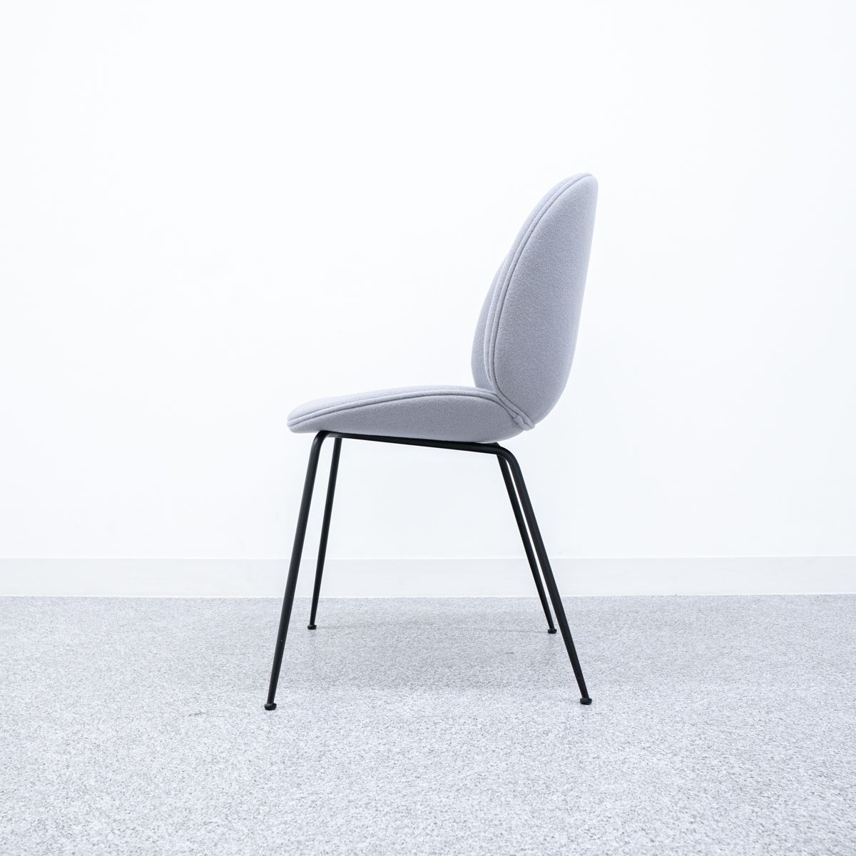 展示品】GUBI グビ Beetle Chair ビートルチェア ダイニング