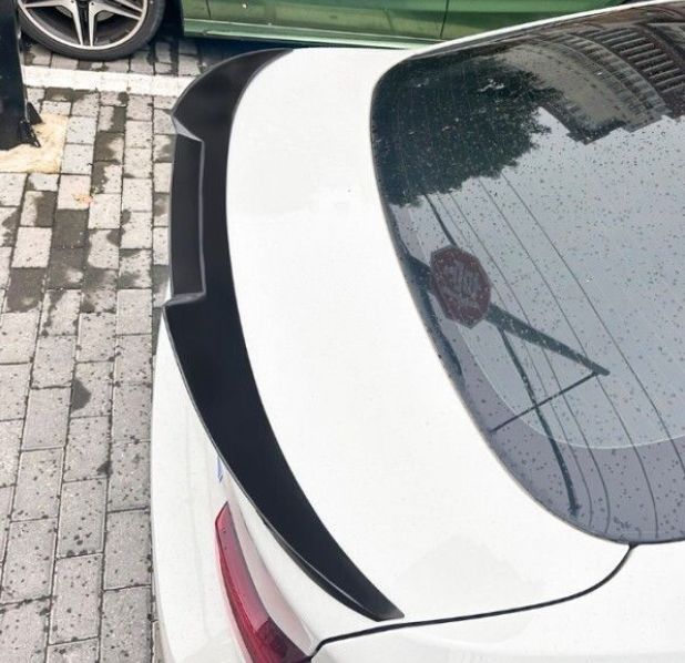 F36 リアスポイラー