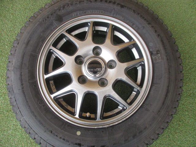 スタッドレスタイヤ４本SET