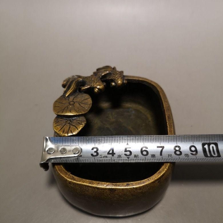青花 文房四宝 竜頭 筆洗 置物 書道具 文房具 現代工芸品 美術品 銅制 双魚戯荷筆洗 文房四宝 書道具 文房具 装飾品 工芸品 置物