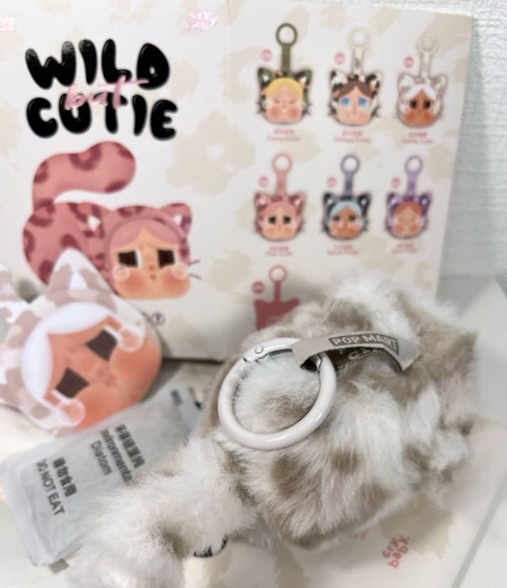 POPMART】CRYBABY WILD but CUTEぬいぐるみペンダント CRYBABY