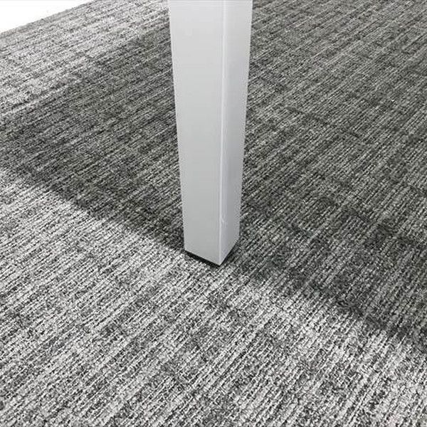ミーティングテーブル