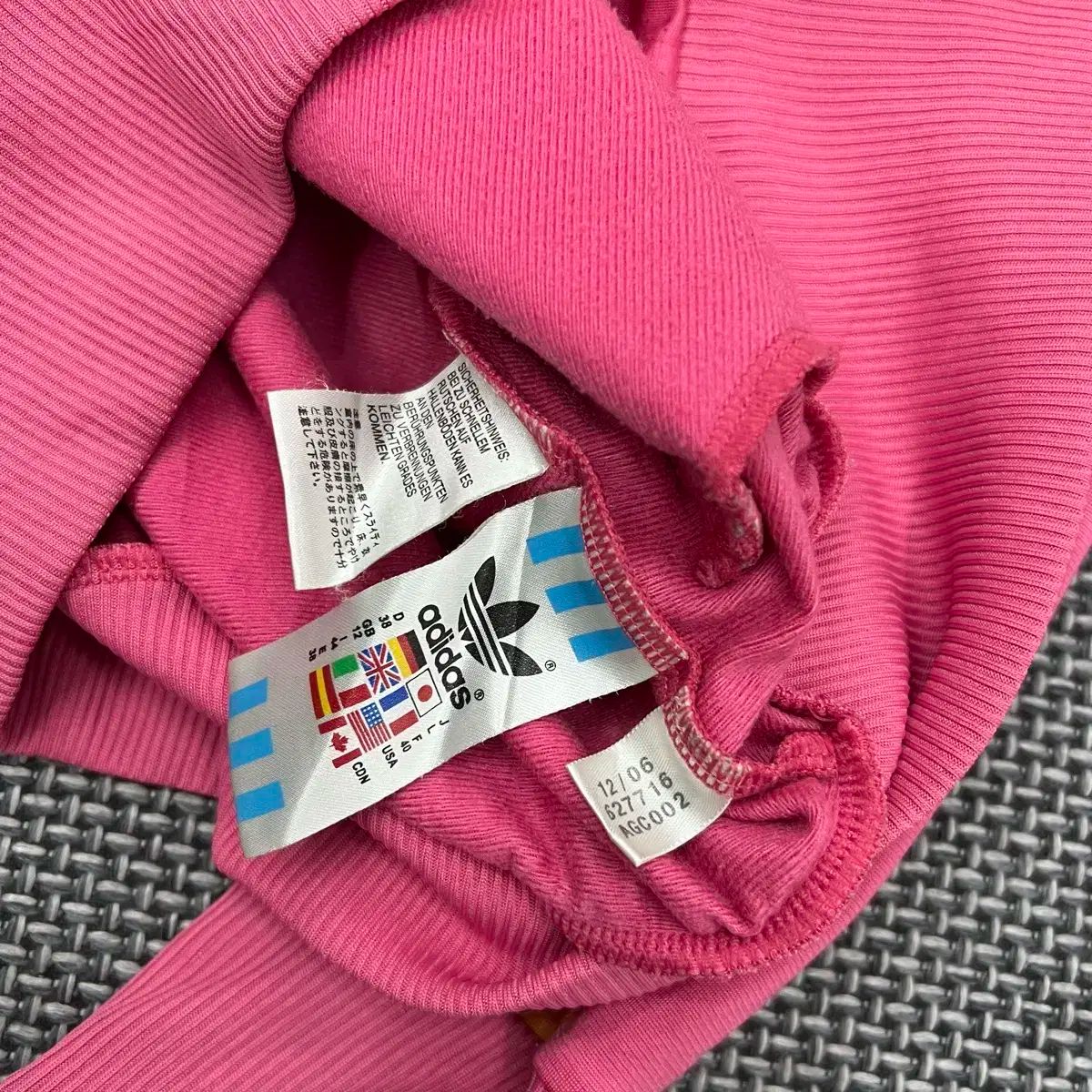 新品 adidas ファイヤーバード上下セット L ピンク adidas｜【公式】アディダス adidas アディカラー クラシック