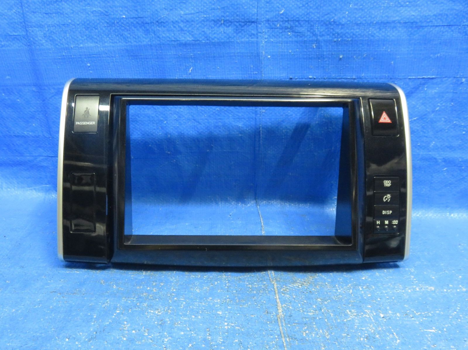 LA6841 エスティマ ACR50W 後期 3型 8インチ ナビ オーディオパネル クラスターパネル 純正 55529-28030 ステー付 AHR20W ACR55W GSR50W GSR55W 小傷