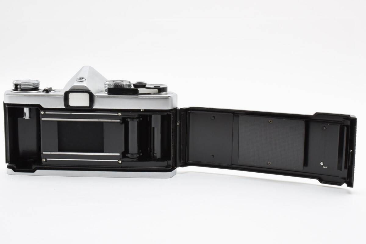 一眼レフカメラ