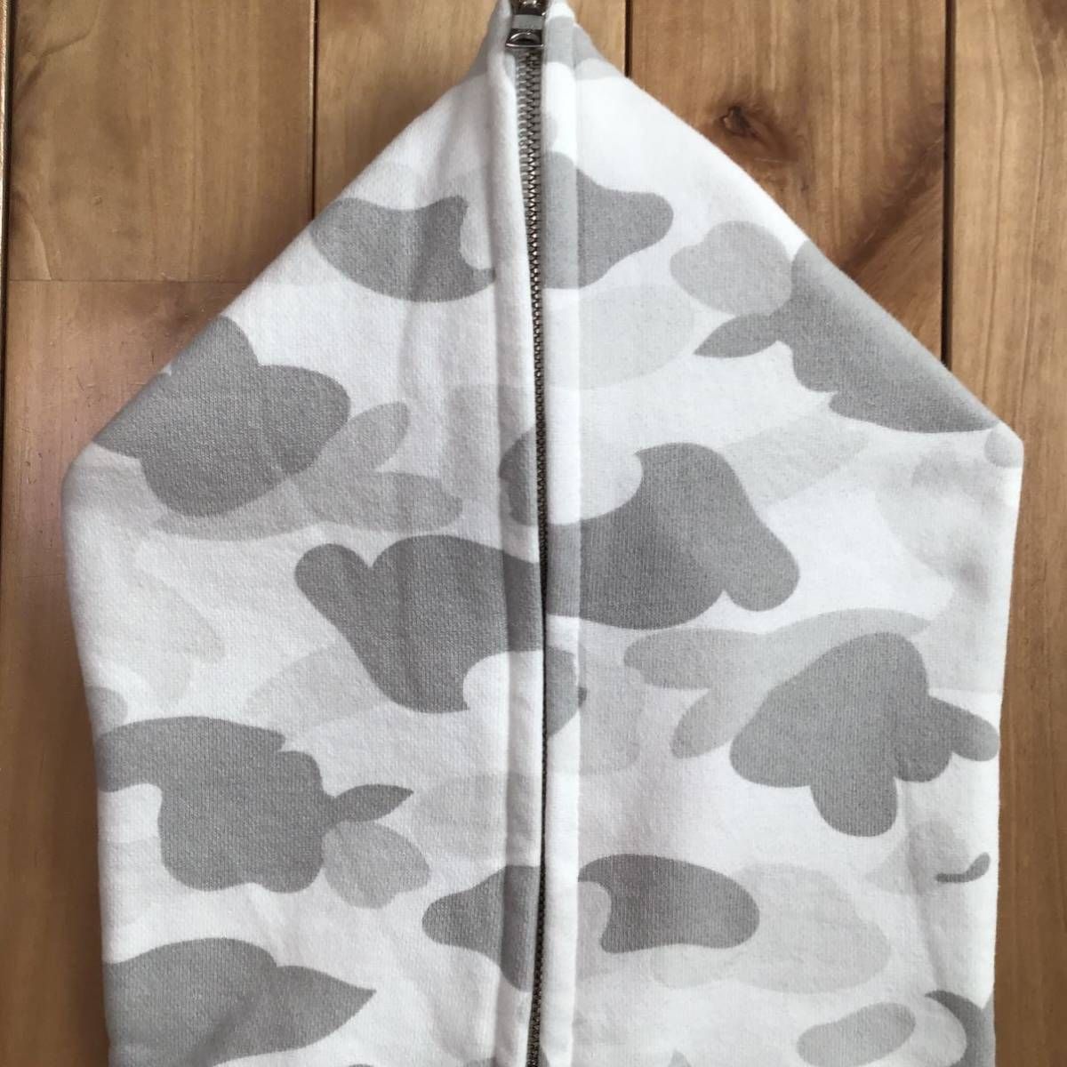 ☆新品☆ Swarovski BAPE camo パーカー Sサイズ ラインストーン a 