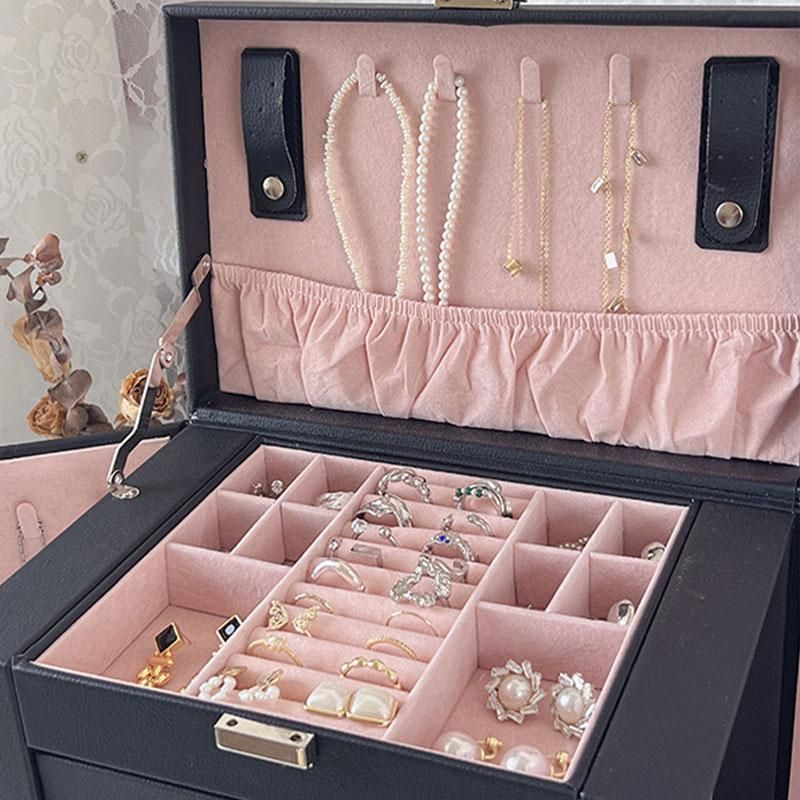 クリスタル 収納家具