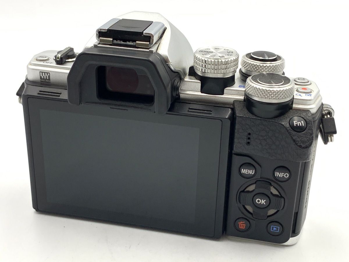並品 オリンパス OM D E M 10 MarkII ボディ シルバー