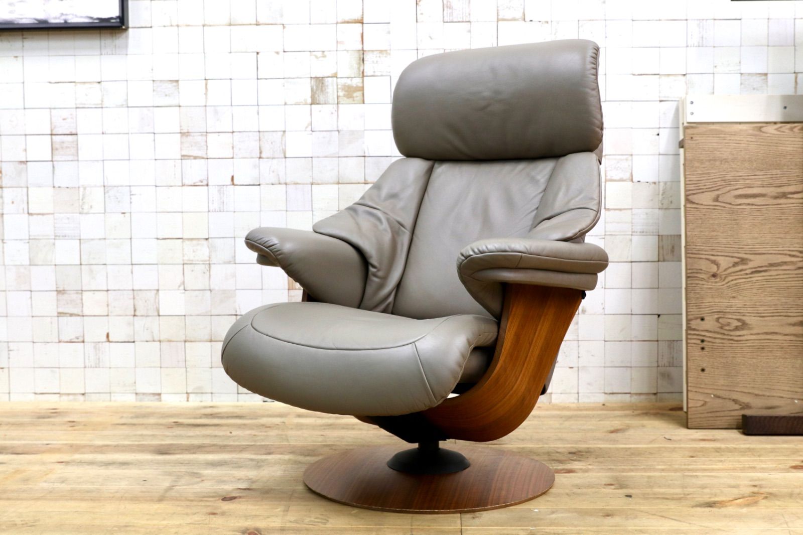 GMIK545○karimoku | カリモク THE FRIST ザファースト リクライニングチェア パーソナルチェア 本革 グレー RU7350 定価33.66万