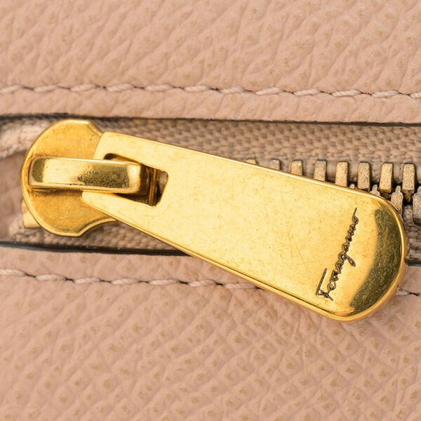 新品 フェラガモ FERRAGAMO 長財布 コンチネンタルウォレット