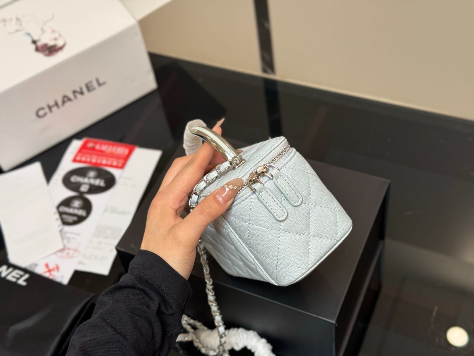 今日特価】Chanel Long Vanity Case シャネル ロング ヴァニティ