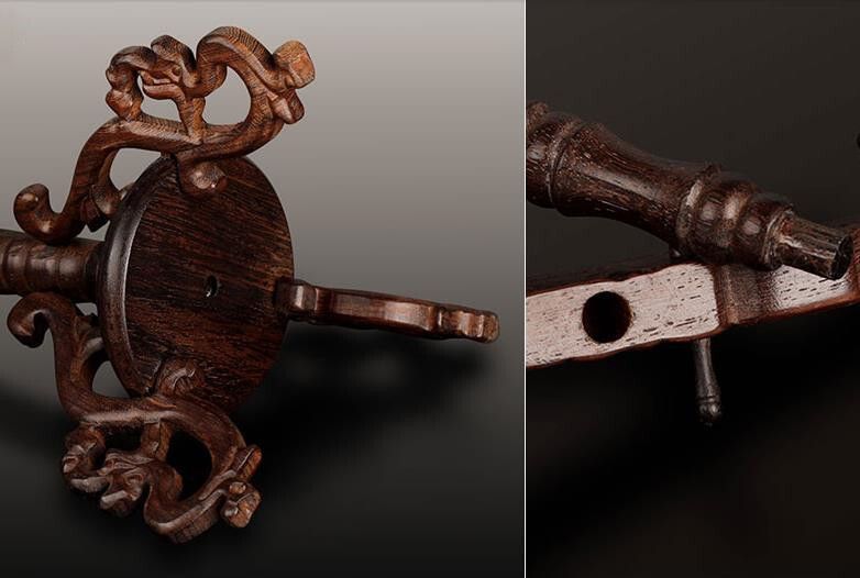 マホガニー　毛筆台　ソリッドウッド　鳳凰　毛筆掛け　鶏翅木質　筆台　筆掛け　文房四宝　書道 SY323